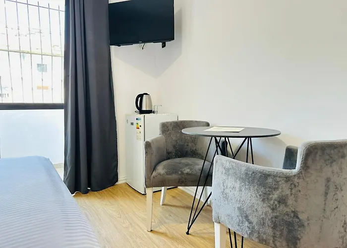Sela Rent- City Rooms And Studio Apartments